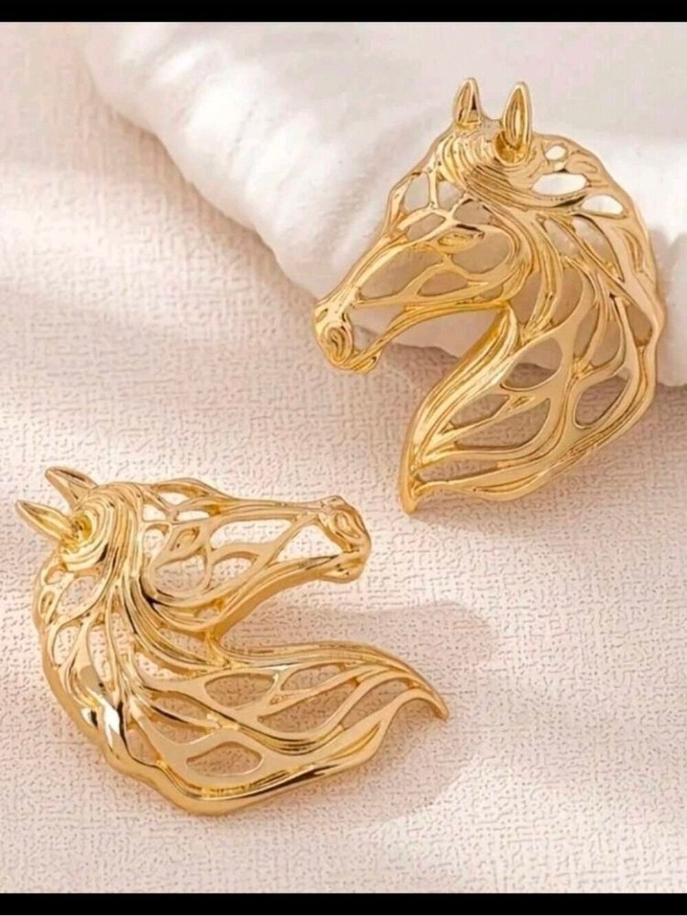Gold Horse Head Filigree Brooch - Women Jewelry